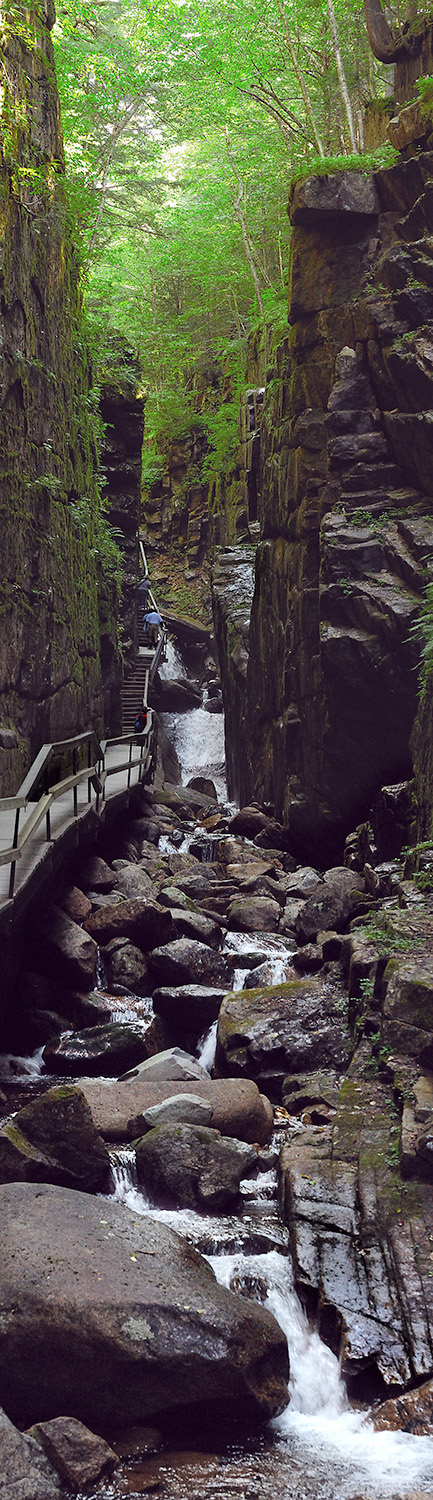Hiking in the Flume gorge in New Hampshire